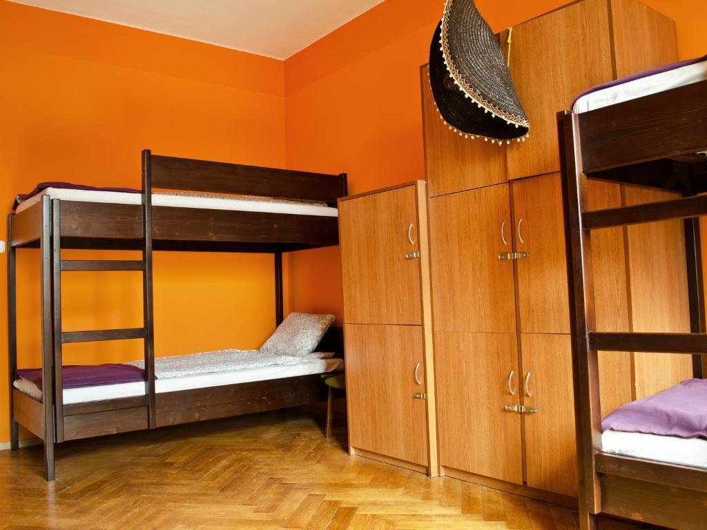 Tramp Aparthostel Краків Екстер'єр фото